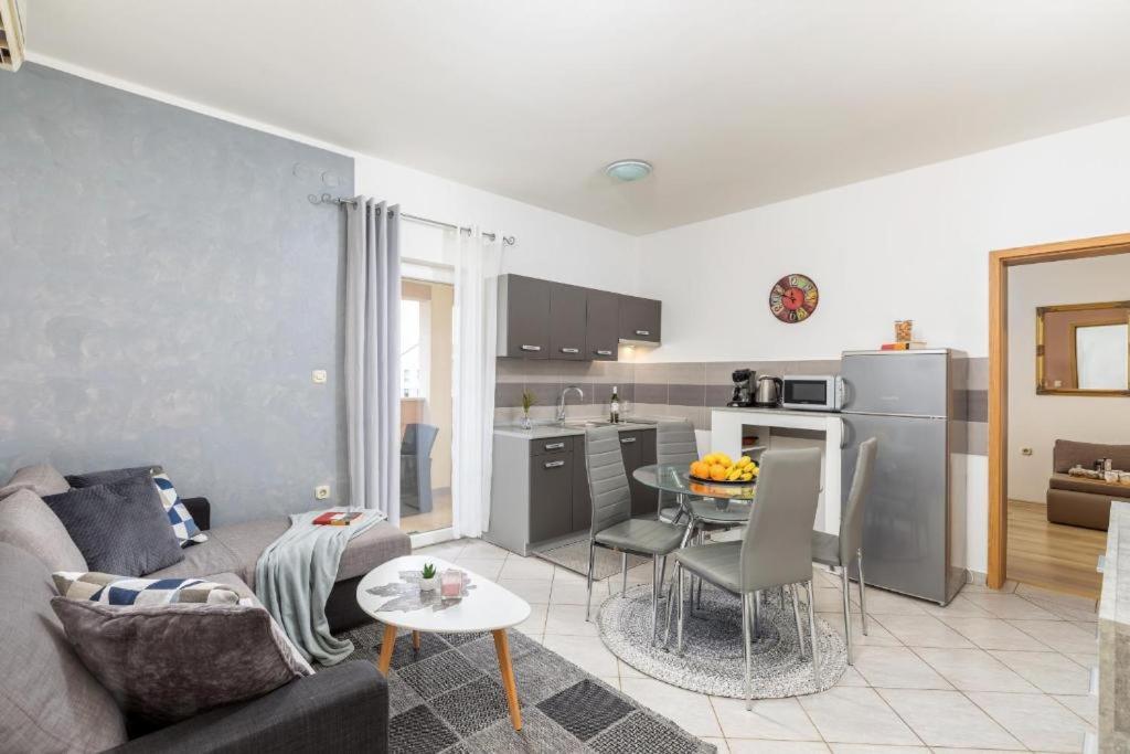 Apartment Mladenka Pula Dış mekan fotoğraf