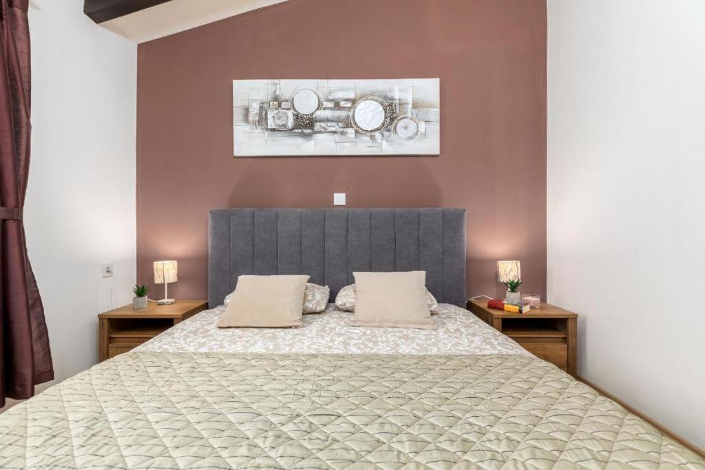 Apartment Mladenka Pula Dış mekan fotoğraf