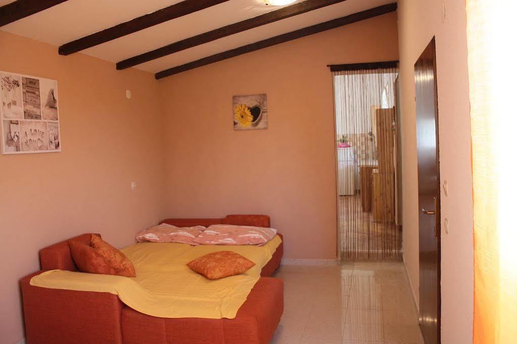 Apartment Mladenka Pula Dış mekan fotoğraf
