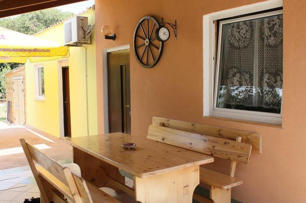 Apartment Mladenka Pula Dış mekan fotoğraf