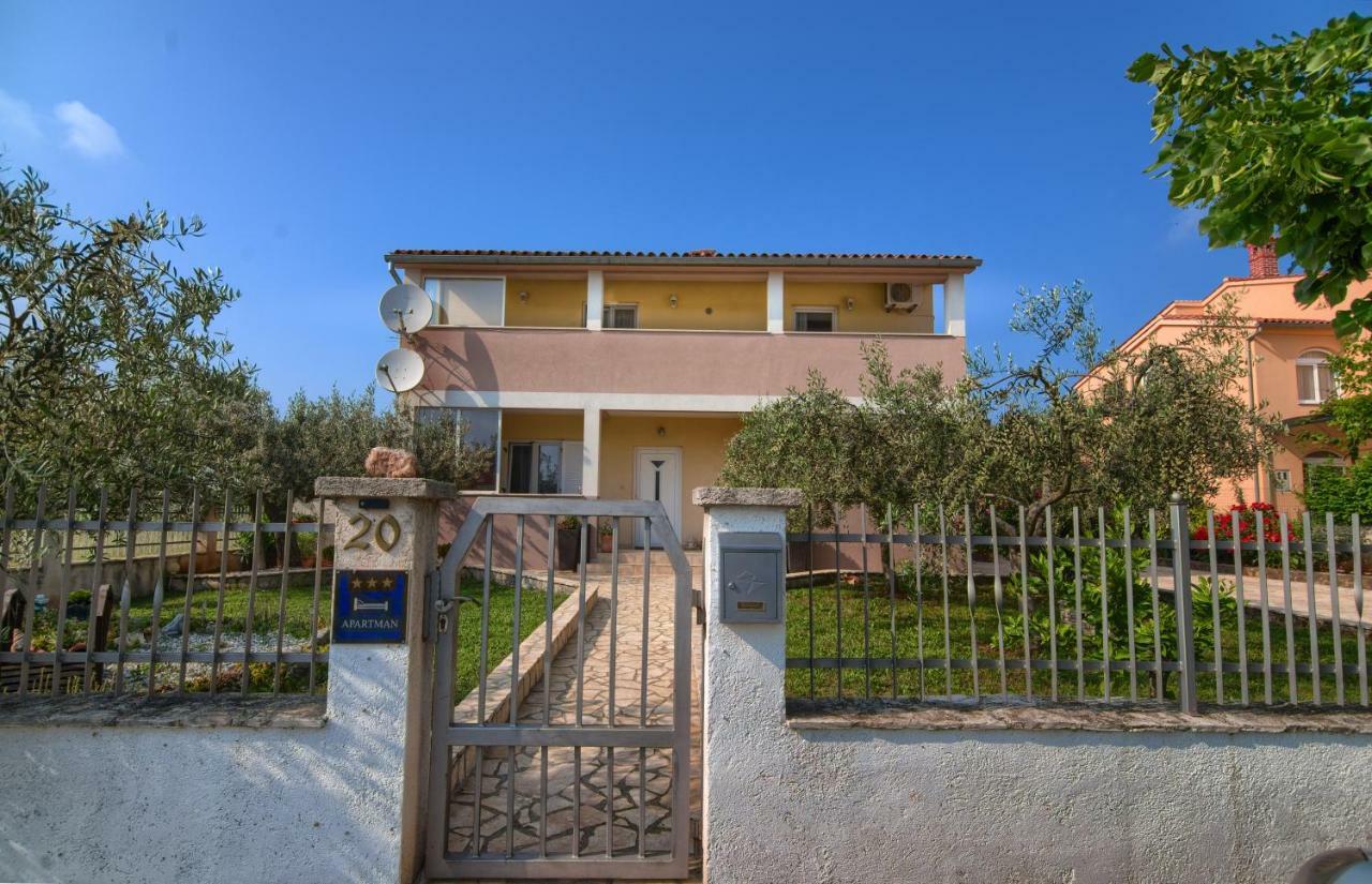 Apartment Mladenka Pula Dış mekan fotoğraf
