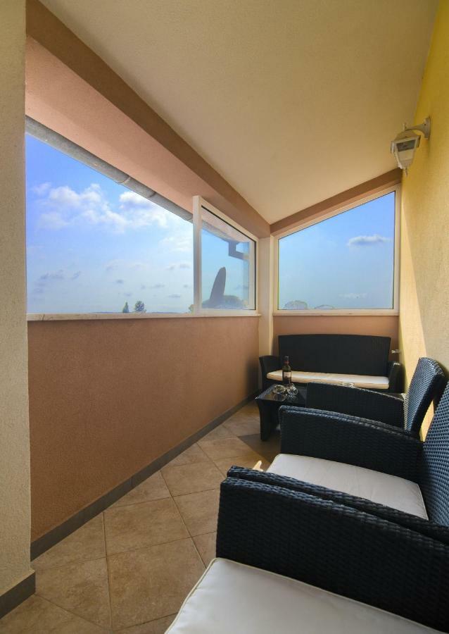 Apartment Mladenka Pula Dış mekan fotoğraf