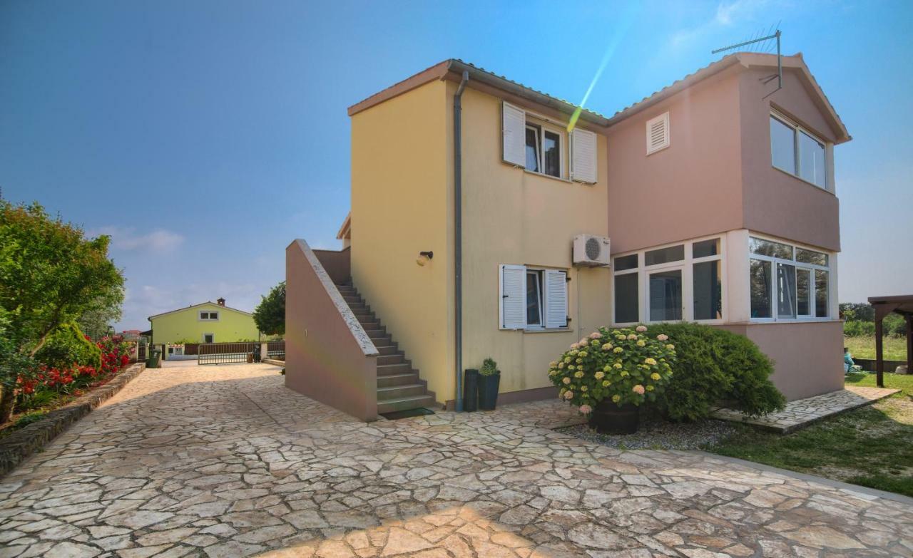 Apartment Mladenka Pula Dış mekan fotoğraf