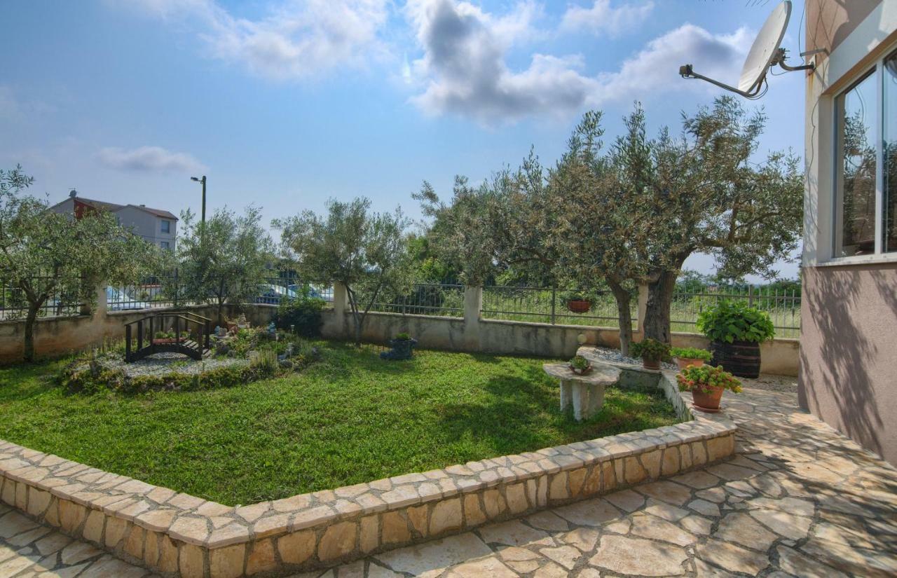Apartment Mladenka Pula Dış mekan fotoğraf
