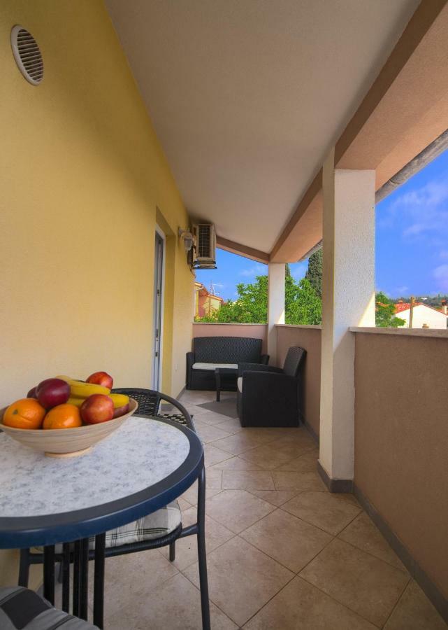 Apartment Mladenka Pula Dış mekan fotoğraf