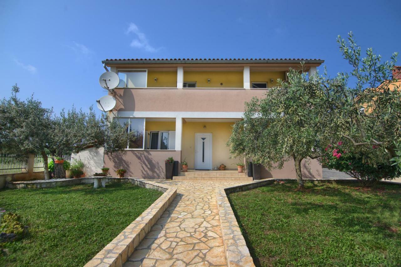 Apartment Mladenka Pula Dış mekan fotoğraf