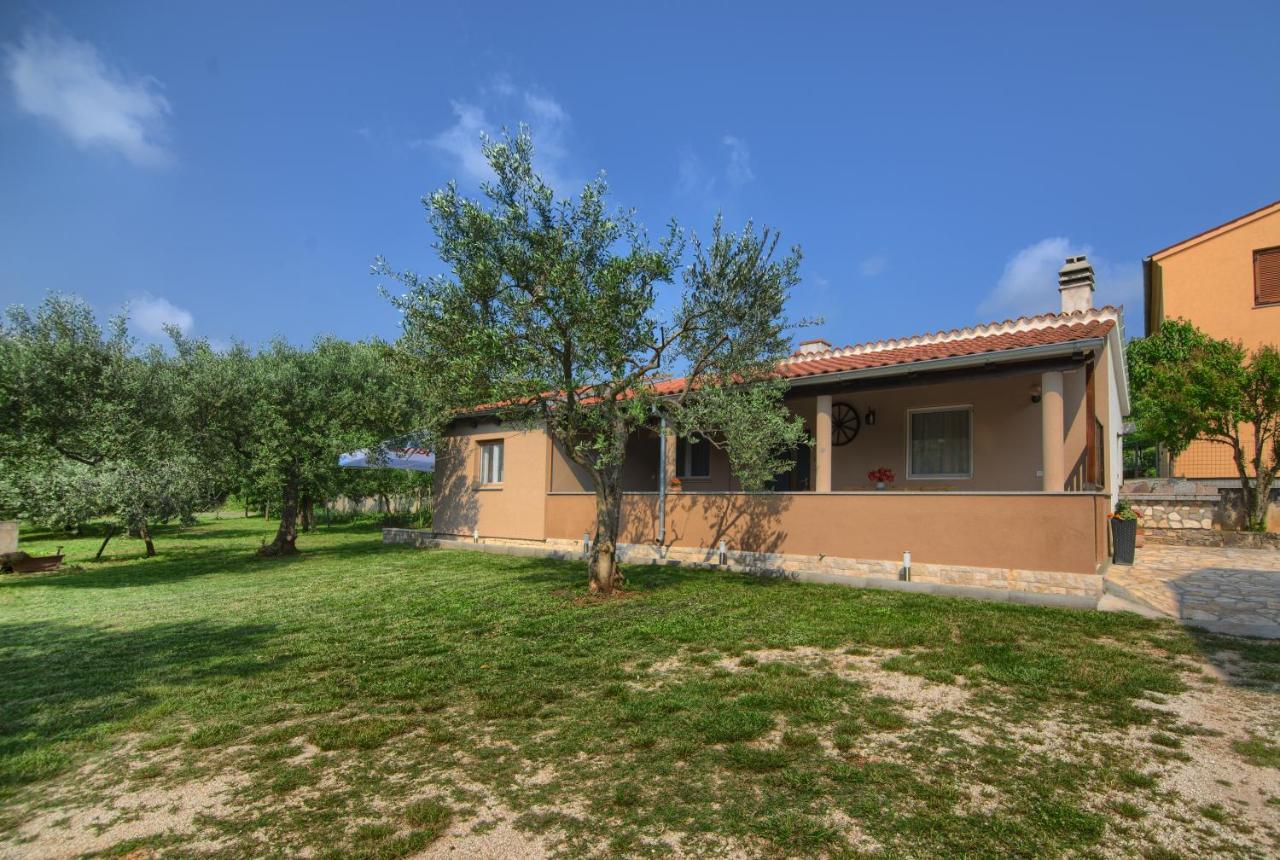 Apartment Mladenka Pula Dış mekan fotoğraf